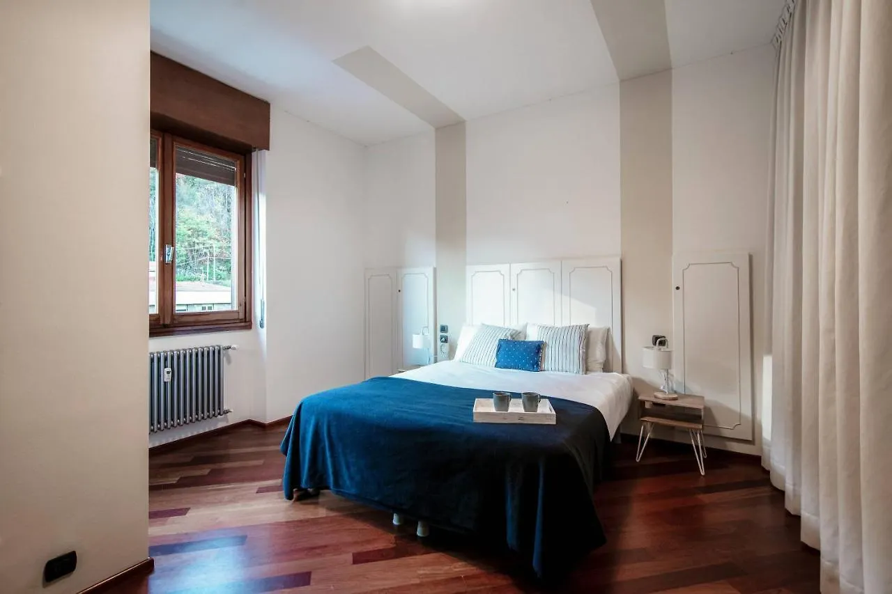Blue Mood - By Myhomeincomo Cernobbio Lejlighed